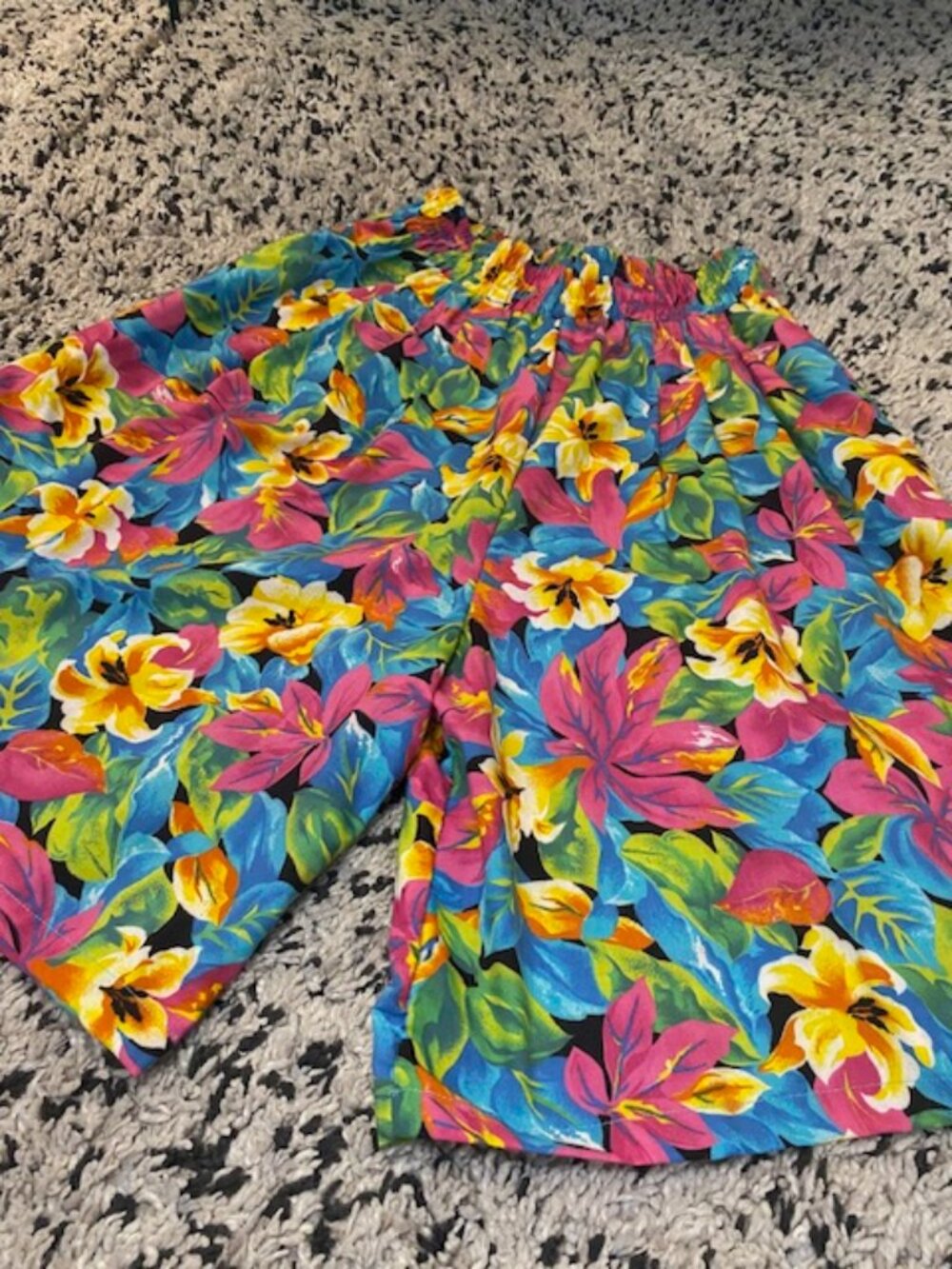 VTG 80's retro shorts and Shirt Set Floral loud colours. Marsh Mallow Med baggy - Picture 9 of 16